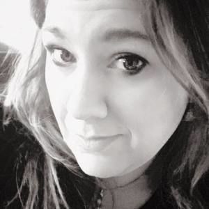 Meet your Posher, Jenn